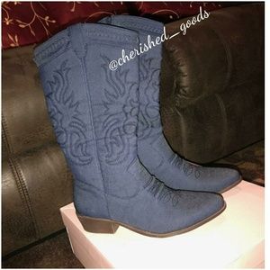 Cowgirl Style Denim Boots